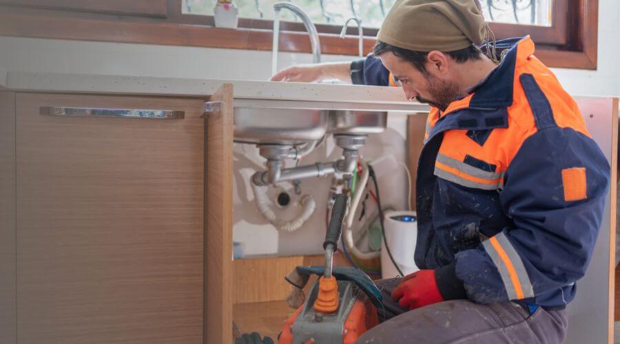 Local tankless water heater installation in Kendleton, TX